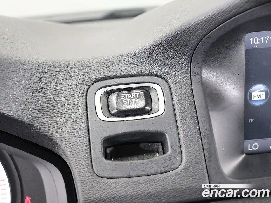 Volvo XC70 2012 2.4 Автомат в Москве № 294065, фото 11