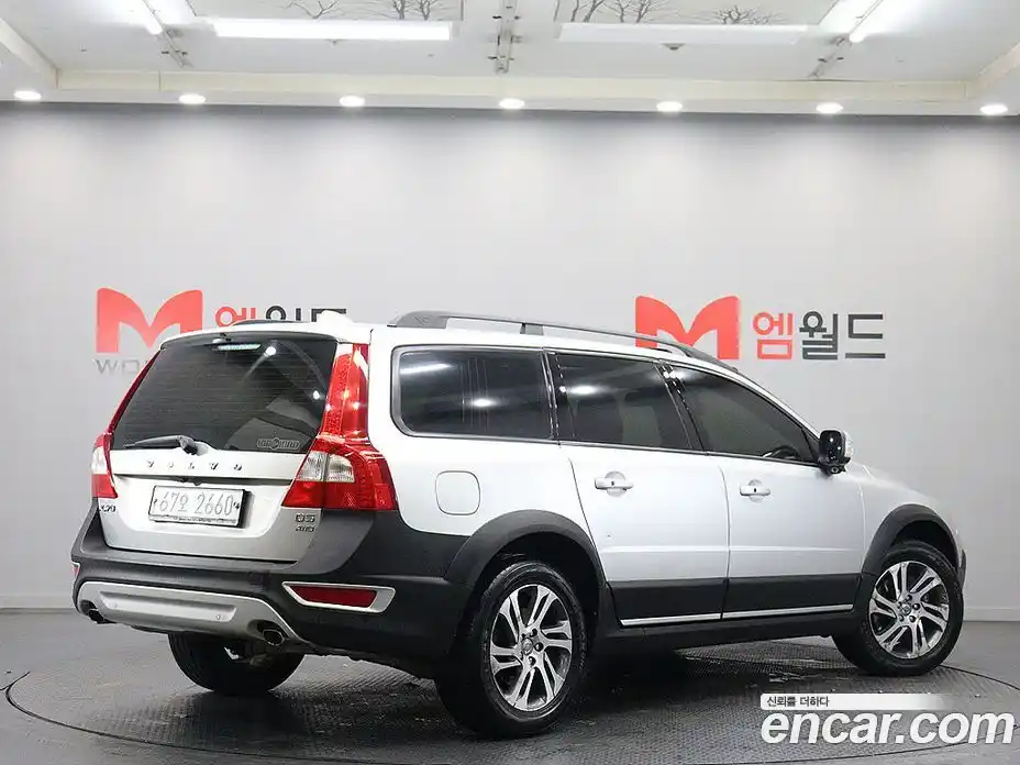 Volvo XC70 2012 2.4 Автомат в Москве № 294065, фото 3