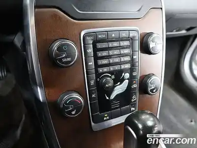 Volvo XC70 2012 2.4 Автомат в Москве № 294065, миниатюра 10