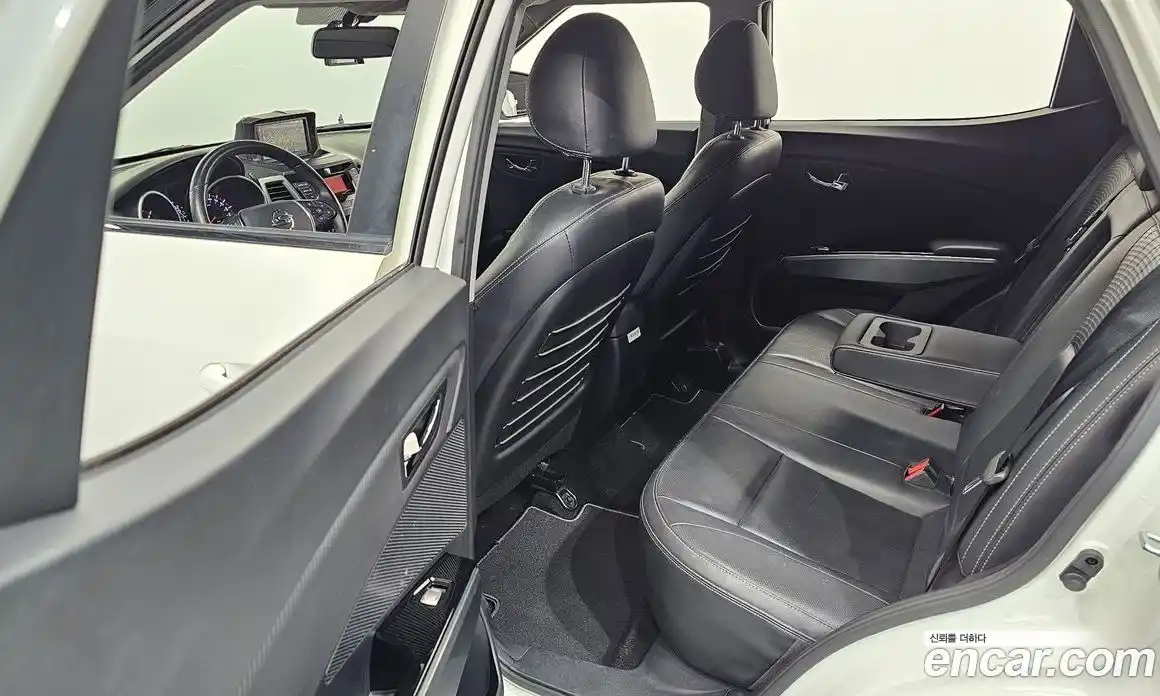 SsangYong TIBOLI 2018 1.6 Автомат в Москве № 30128, фото 8