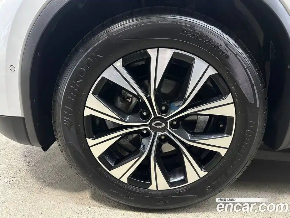 Renault QM6 2023 2.0 Автомат в Москве № 301393, фото 15