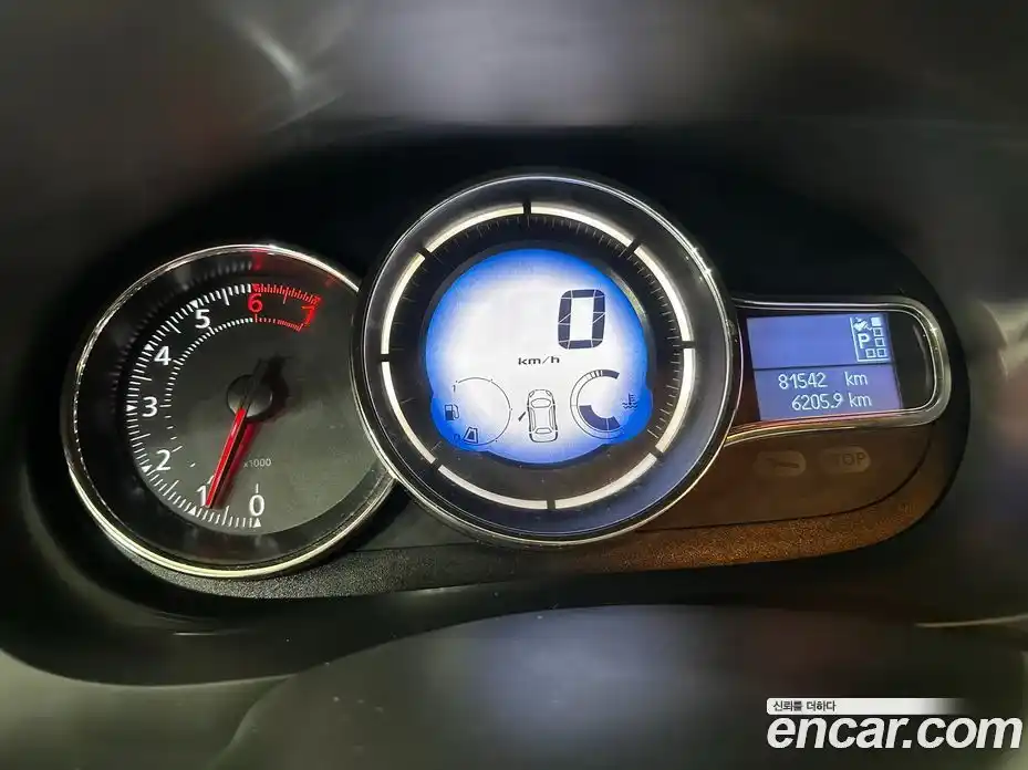 Renault SM3 2014 1.6 Автомат в Москве № 301531, фото 11