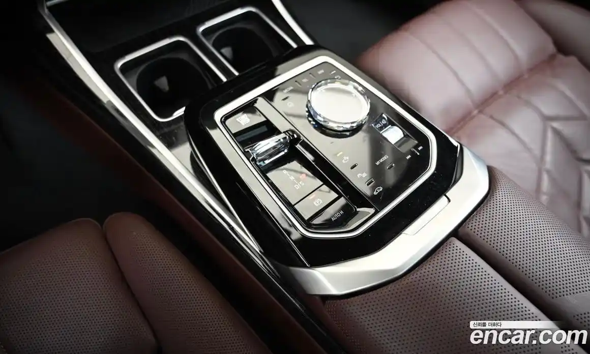 BMW 7-Series 2025 3.0 Автомат в Москве № 302642, фото 9