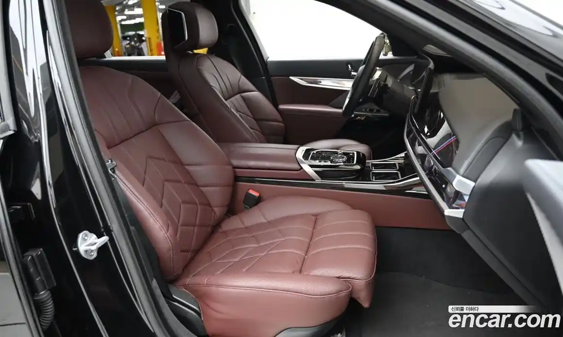 BMW 7-Series 2025 3.0 Автомат в Москве № 302642, фото 10