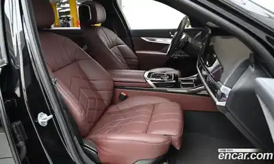 BMW 7-Series 2025 3.0 Автомат в Москве № 302642, миниатюра 10