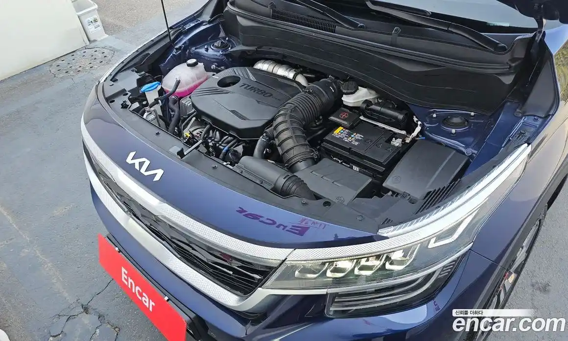 Kia Seltos 2022 1.6 Автомат в Москве № 306769, фото 4