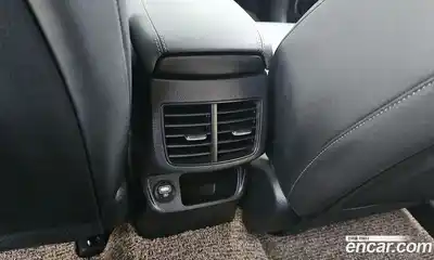 Kia Seltos 2022 1.6 Автомат в Москве № 306769, миниатюра 8