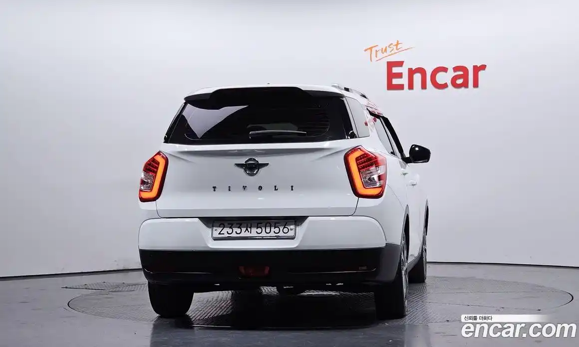 SsangYong TIBOLI 2016 1.6 Автомат в Москве № 310544, фото 3