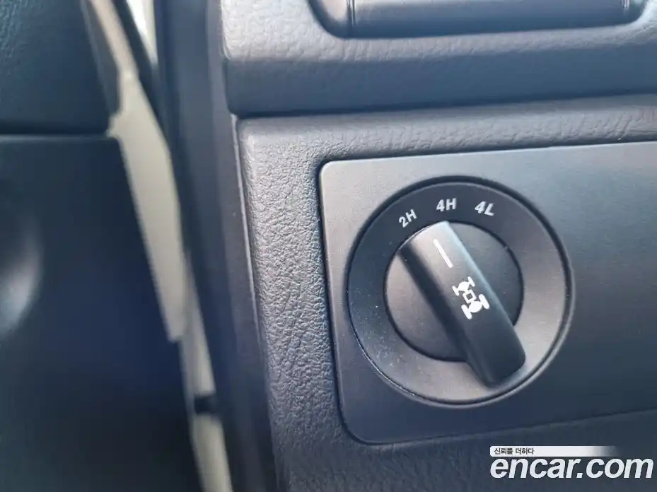 SsangYong Rexton 2013 2.0 Автомат в Москве № 311030, фото 15