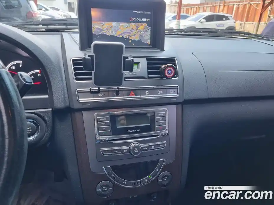 SsangYong Rexton 2013 2.0 Автомат в Москве № 311030, фото 17