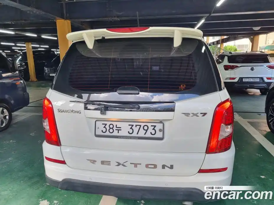 SsangYong Rexton 2013 2.0 Автомат в Москве № 311030, фото 4