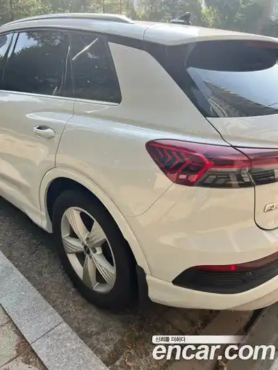 Audi Q4 e-tron 2022 Автомат в Москве № 312283, миниатюра 2