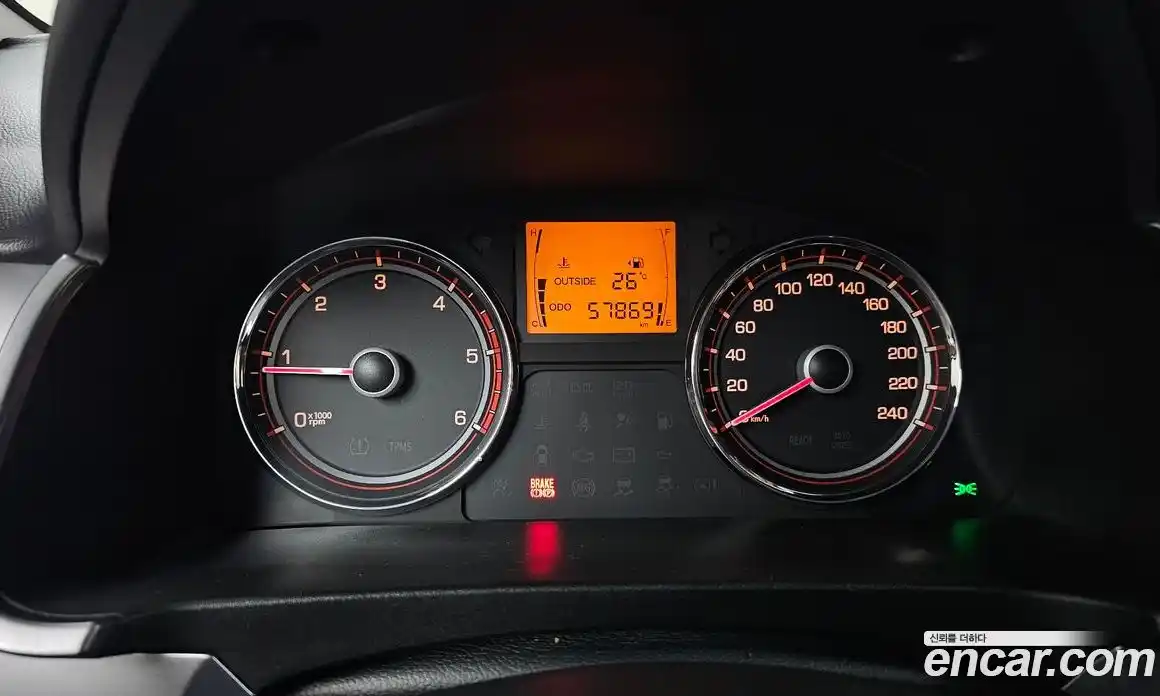 SsangYong Korando 2016 2.2 Механическая в Москве № 31322, фото 16