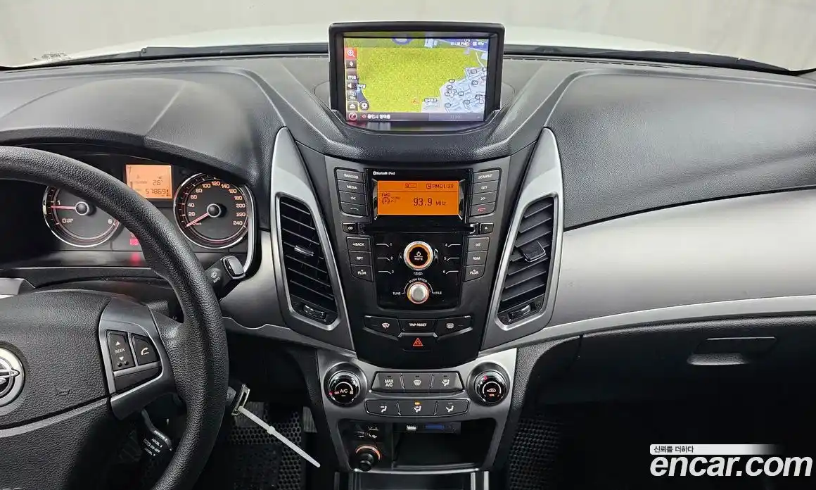 SsangYong Korando 2016 2.2 Механическая в Москве № 31322, фото 3