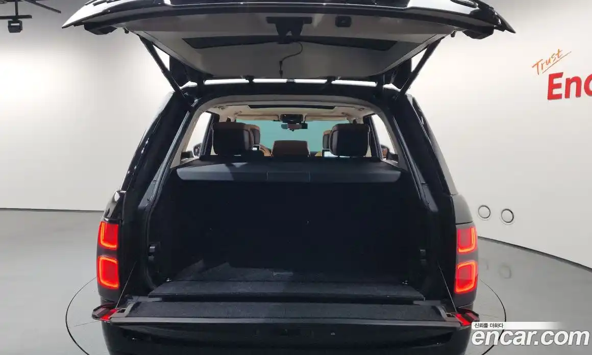 Land Rover Range-Rover 2020 5.0 Автомат в Москве № 315663, фото 18