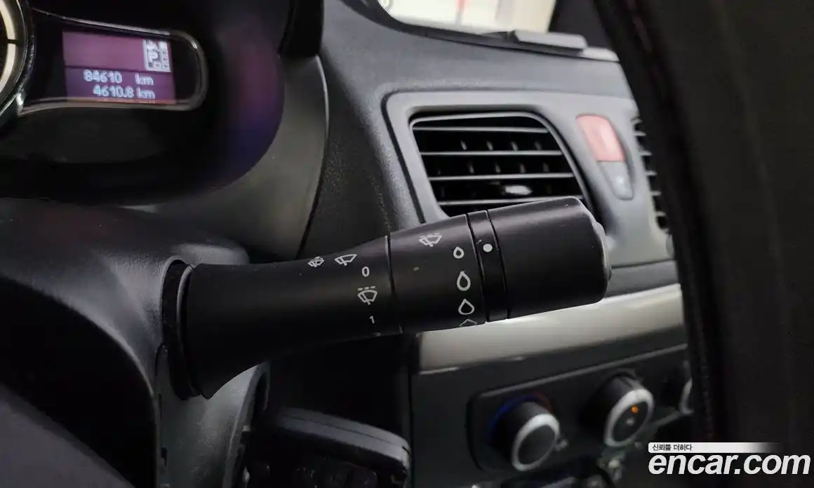 Renault SM3 2015 1.6 Автомат в Москве № 316768, фото 15