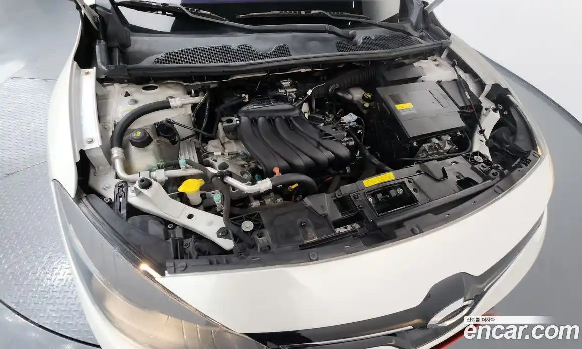 Renault SM3 2015 1.6 Автомат в Москве № 316768, фото 6