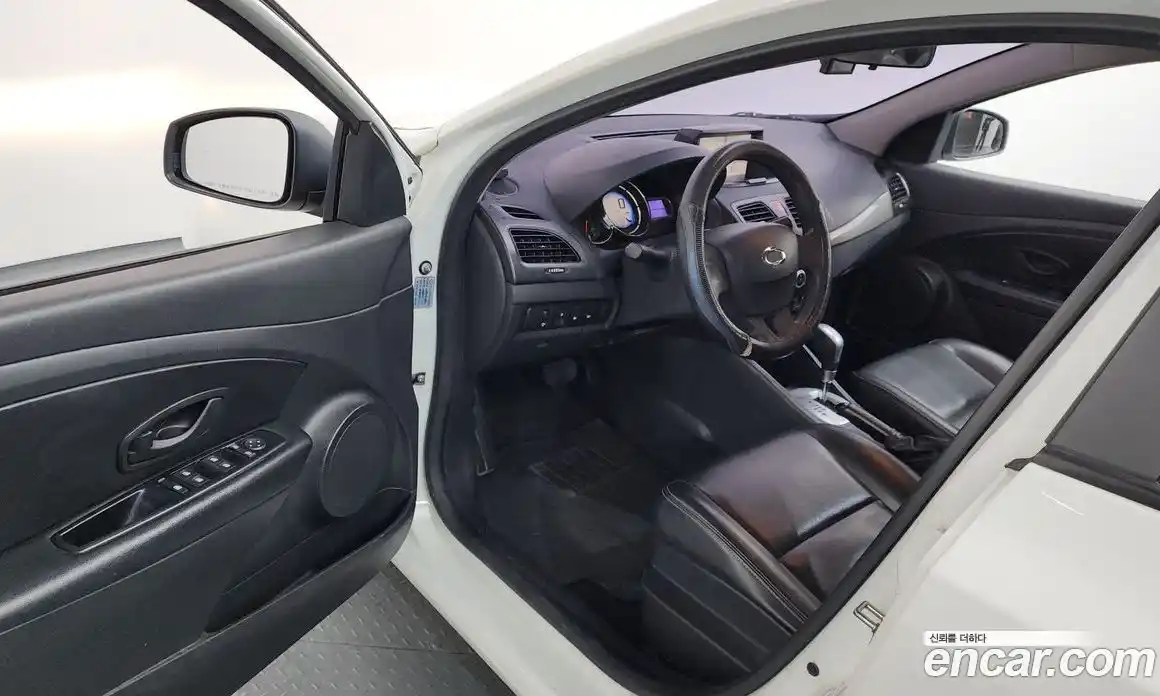 Renault SM3 2015 1.6 Автомат в Москве № 316768, фото 10