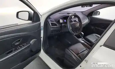 Renault SM3 2015 1.6 Автомат в Москве № 316768, миниатюра 10