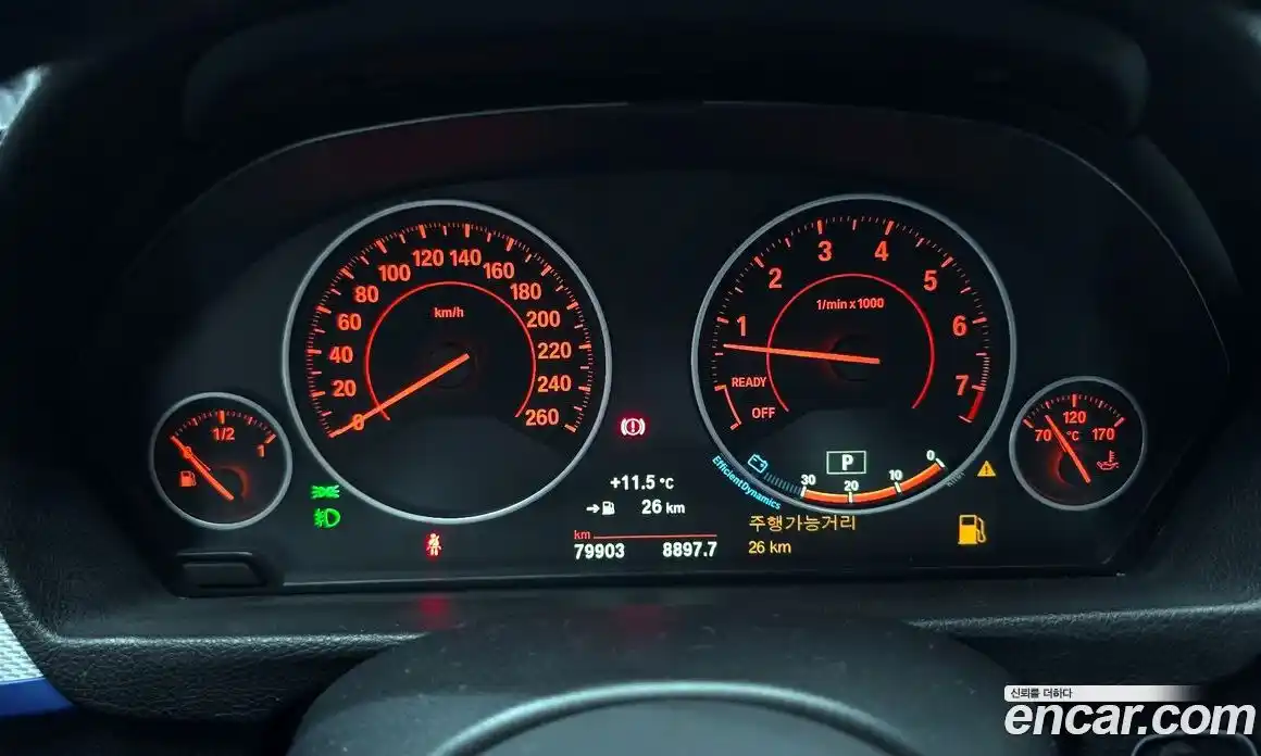 BMW 3-Series 2018 2.0 Автомат в Москве № 320373, фото 13