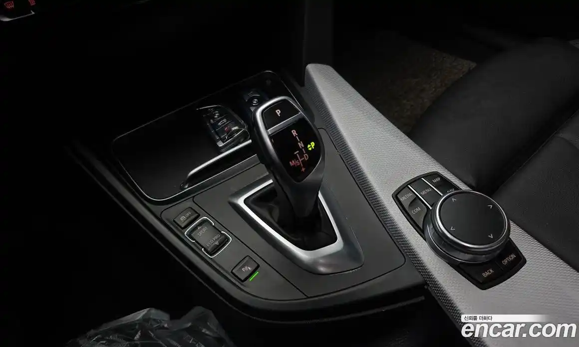 BMW 3-Series 2018 2.0 Автомат в Москве № 320373, фото 8