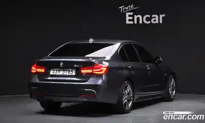 BMW 3-Series 2018 2.0 Автомат в Москве № 320373, миниатюра 9