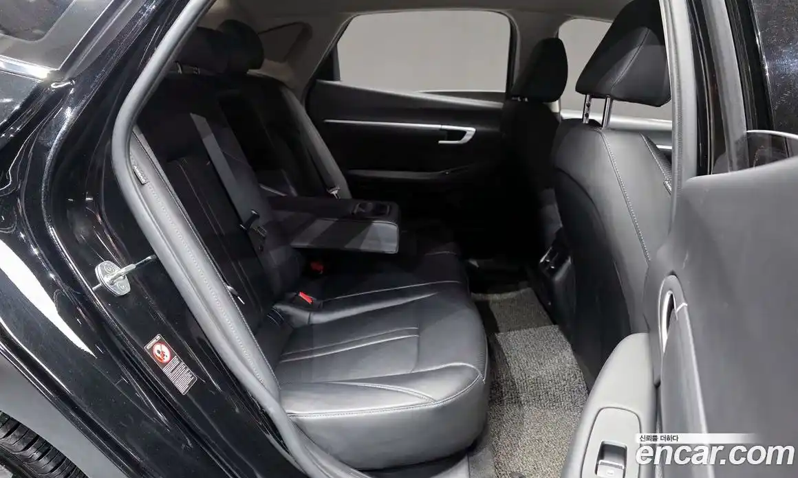 Hyundai Sonata 2022 1.6 Автомат в Москве № 3242, фото 12