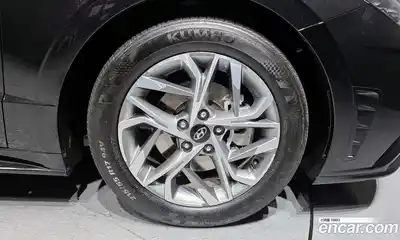 Hyundai Sonata 2022 1.6 Автомат в Москве № 3242, миниатюра 5