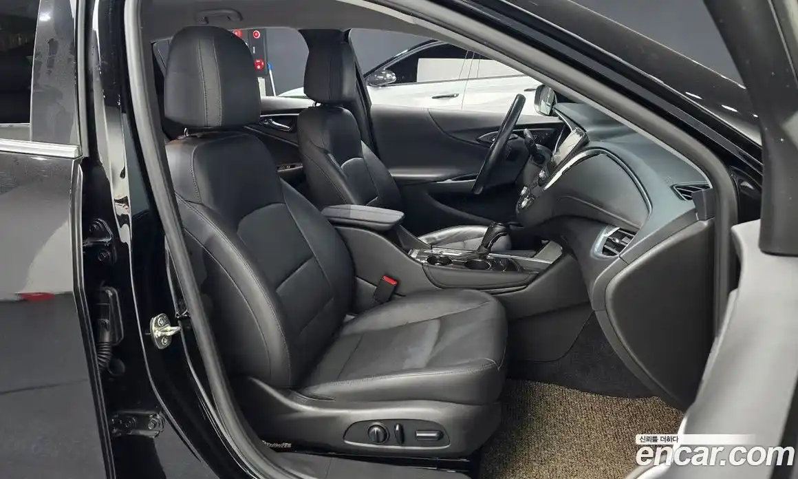 Chevrolet Malibu 2019 2.0 Автомат в Москве № 327011, фото 14