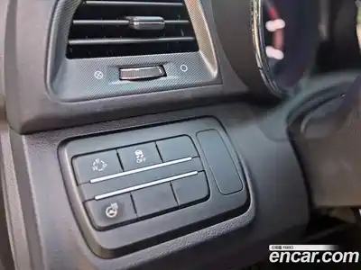 SsangYong TIBOLI 2017 1.6 Автомат в Москве № 32907, миниатюра 8