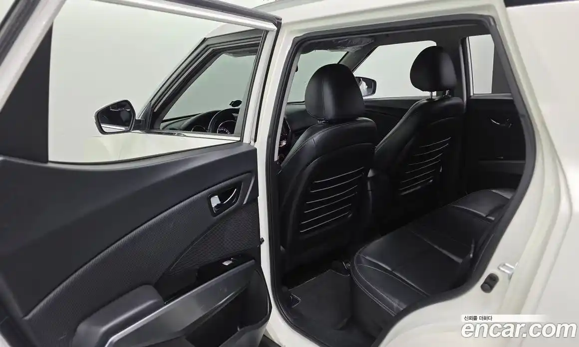 SsangYong TIBOLI 2018 1.6 Автомат в Москве № 34061, фото 13