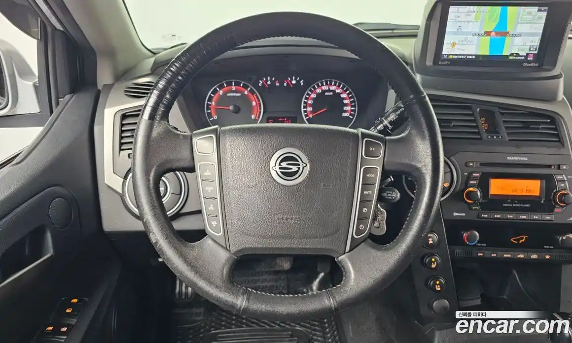 SsangYong Korando 2014 2.0 Автомат в Москве № 341447, фото 16