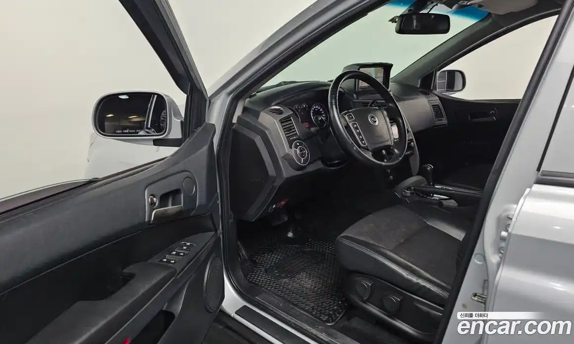 SsangYong Korando 2014 2.0 Автомат в Москве № 341447, фото 8