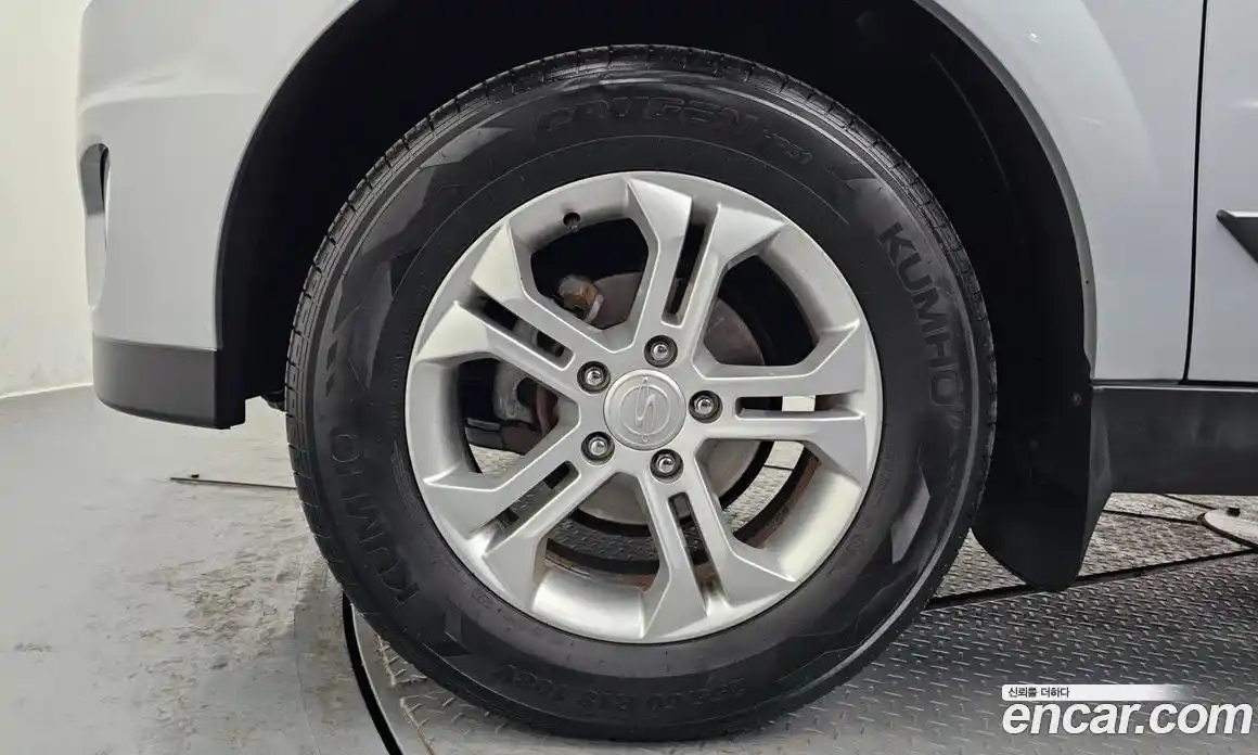 SsangYong Korando 2014 2.0 Автомат в Москве № 341447, фото 9