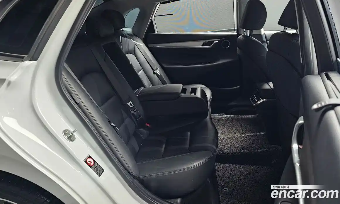 Hyundai Grandeur 2023 2.5 Автомат в Москве № 3431, фото 15