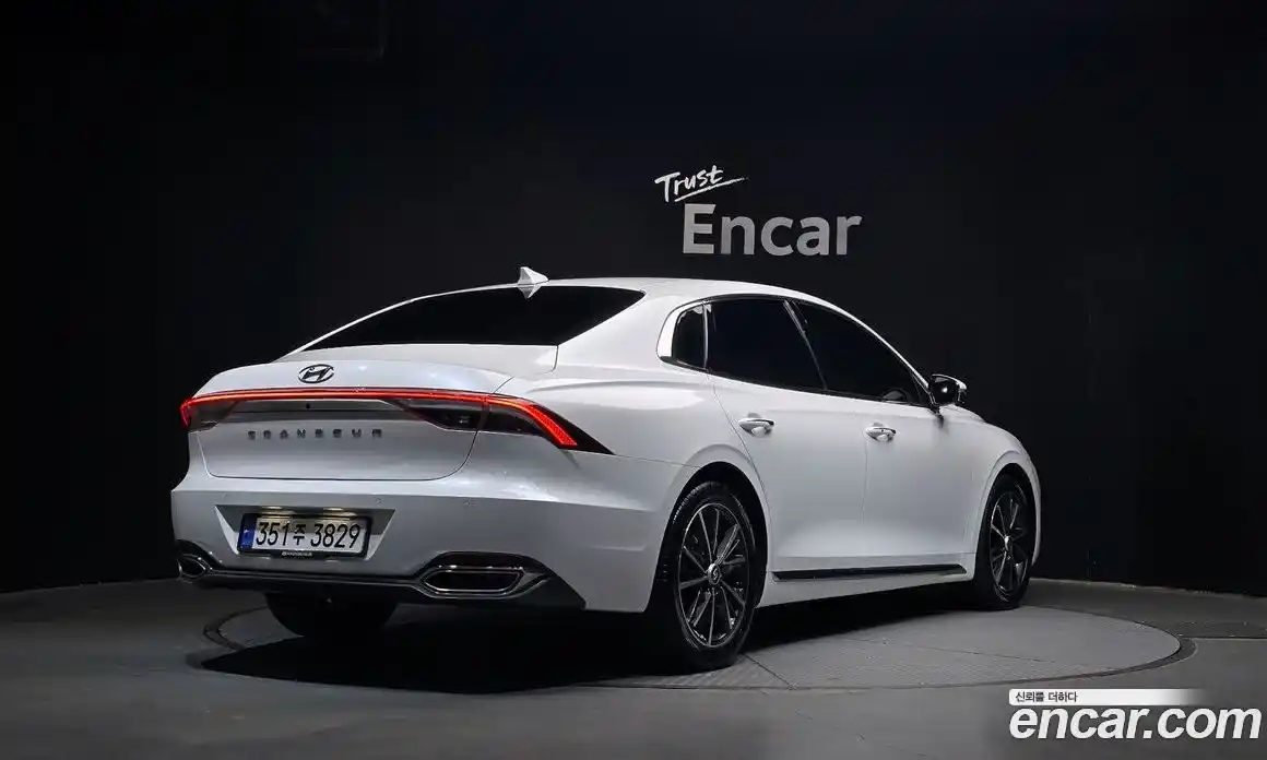 Hyundai Grandeur 2023 2.5 Автомат в Москве № 3431, фото 19