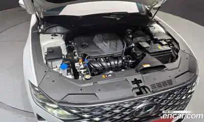 Hyundai Grandeur 2023 2.5 Автомат в Москве № 3431, миниатюра 2