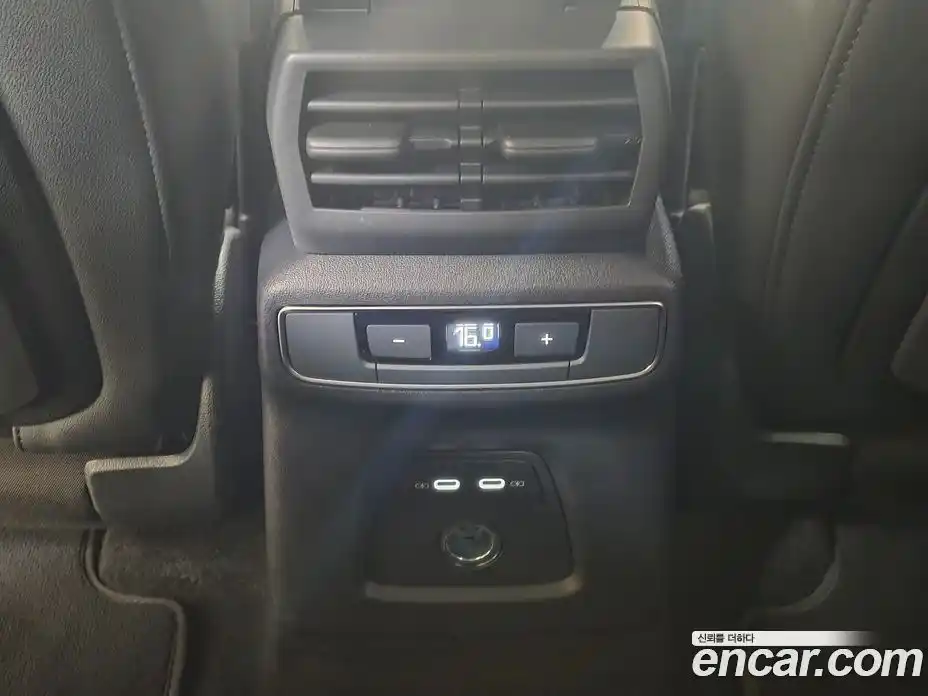 Audi Q4 e-tron 2025 1.0 Автомат в Москве № 343904, фото 15