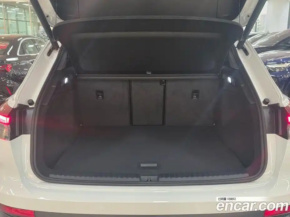 Audi Q4 e-tron 2025 1.0 Автомат в Москве № 343904, фото 16