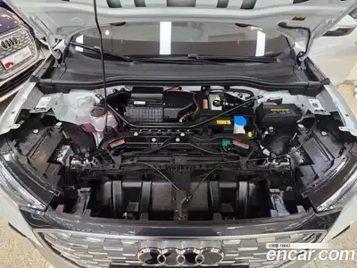 Audi Q4 e-tron 2025 1.0 Автомат в Москве № 343904, миниатюра 4