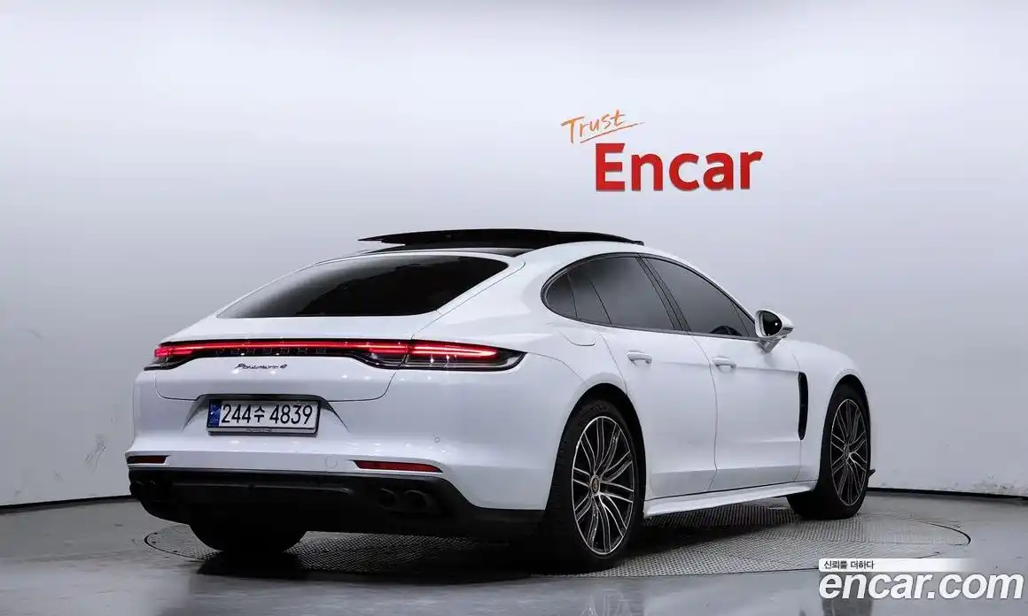 Porsche Panamera 2023 2.9 Автомат в Москве № 344397, фото 13