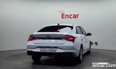 Hyundai Avante 2022 1.6 Автомат в Москве № 356582, миниатюра 4