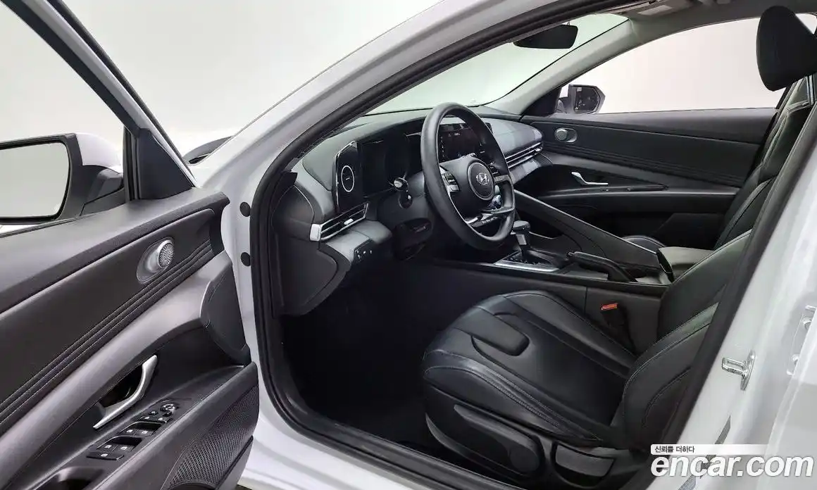 Hyundai Avante 2022 1.6 Автомат в Москве № 356582, фото 10