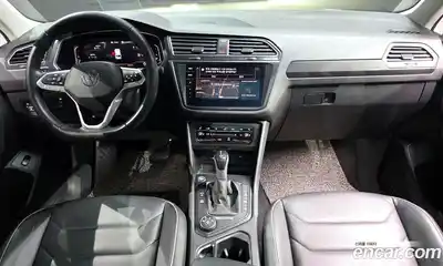 Volkswagen Tiguan 2023 2.0 Автомат в Москве № 357447, миниатюра 7