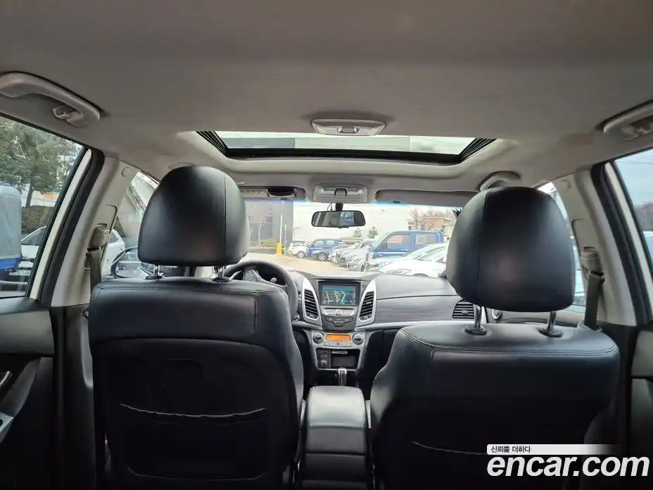 SsangYong Korando 2015 2.0 Автомат в Москве № 36268, фото 15