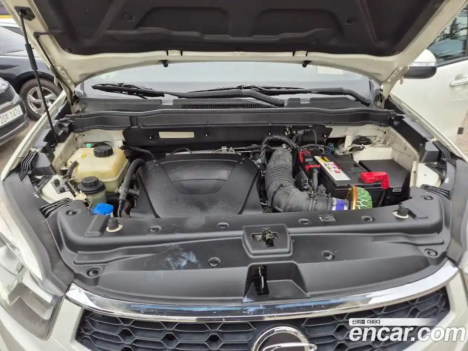 SsangYong Korando 2015 2.0 Автомат в Москве № 36268, фото 16