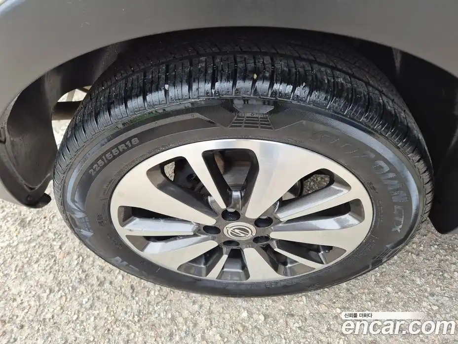 SsangYong Korando 2015 2.0 Автомат в Москве № 36268, фото 17