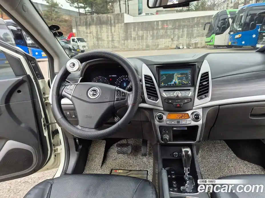 SsangYong Korando 2015 2.0 Автомат в Москве № 36268, фото 9