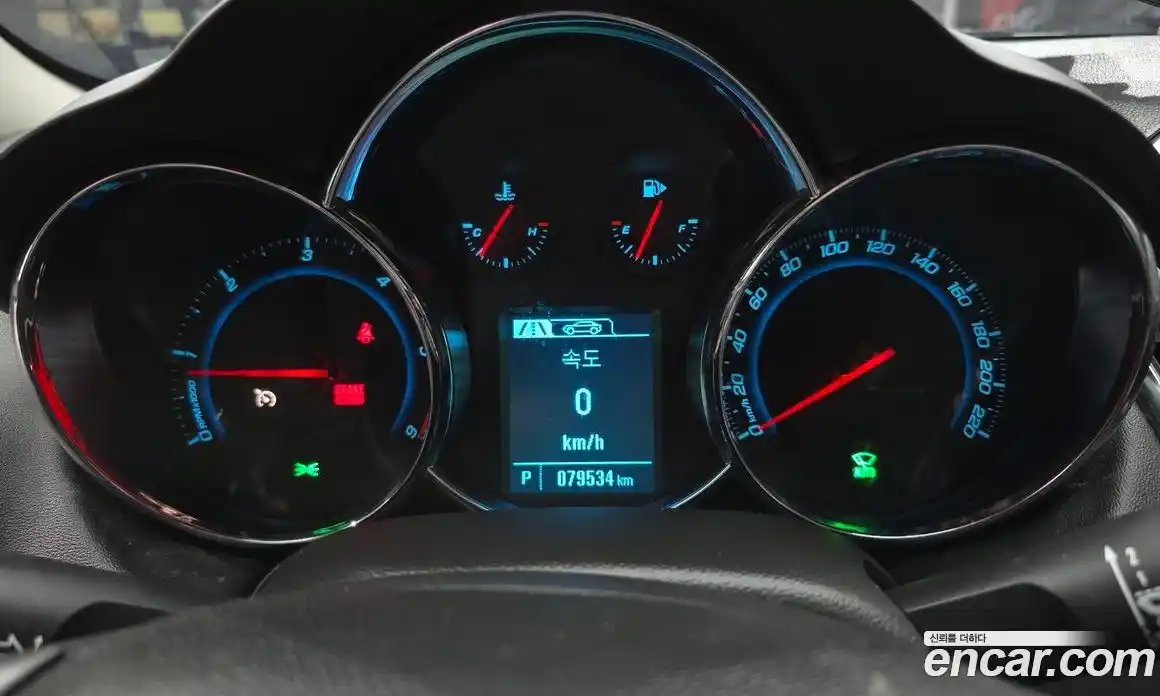 Chevrolet Cruze 2014 2.0 Автомат в Москве № 37785, фото 13