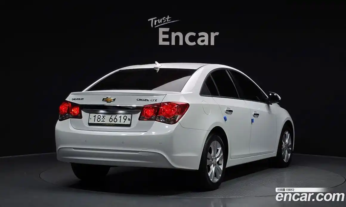 Chevrolet Cruze 2014 2.0 Автомат в Москве № 37785, фото 3